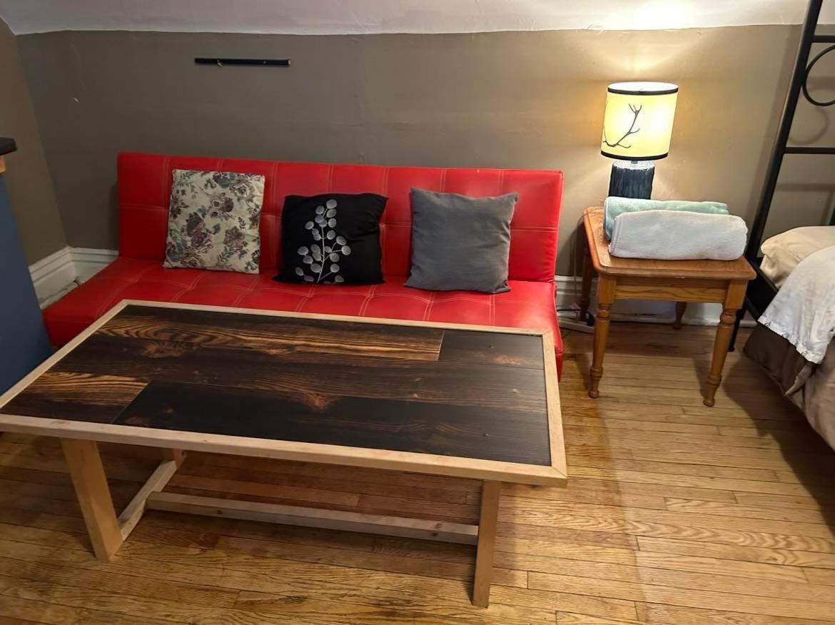 Maryland Homestay In Winnpeg Downtown Γουίνιπεγκ Εξωτερικό φωτογραφία