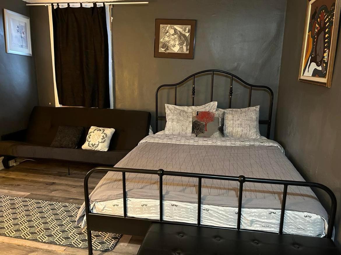 Maryland Homestay In Winnpeg Downtown Γουίνιπεγκ Εξωτερικό φωτογραφία